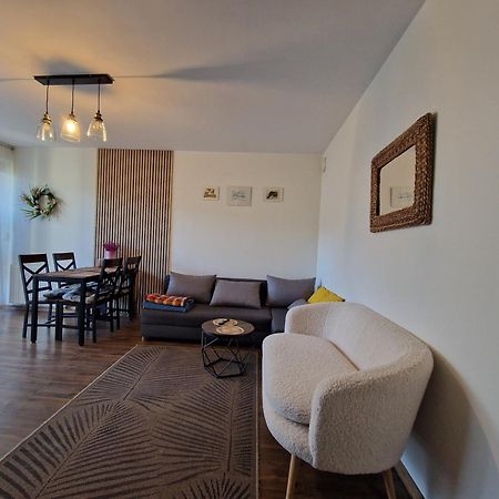 Komfortowy Apartament Dwupokojowy Z Tarasem I Garaz Ούστκα Εξωτερικό φωτογραφία