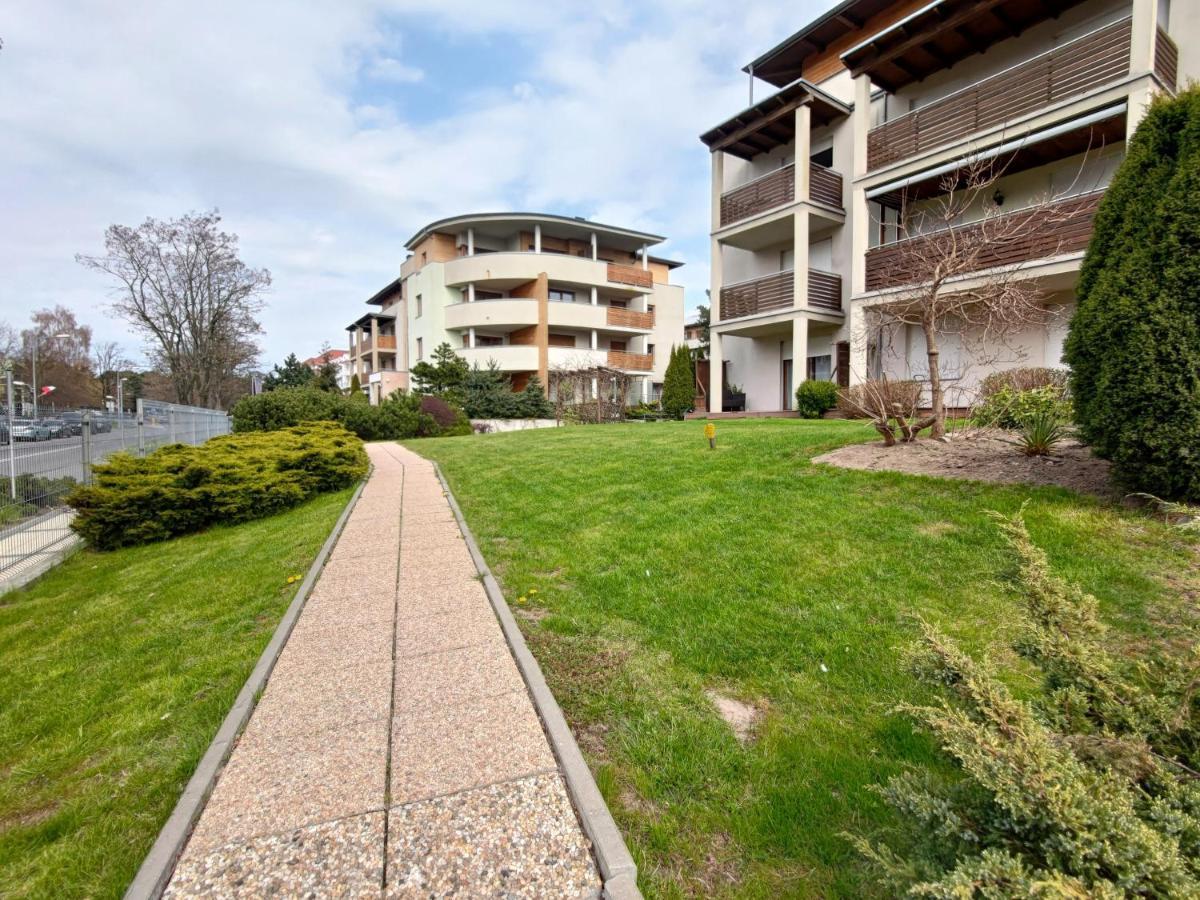 Komfortowy Apartament Dwupokojowy Z Tarasem I Garaz Ούστκα Εξωτερικό φωτογραφία